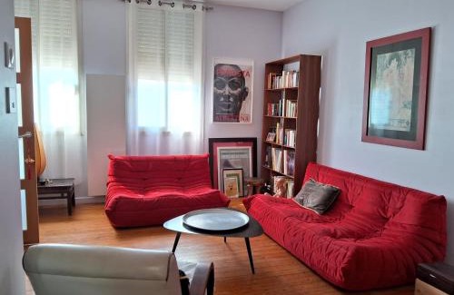 Saint-Bruno - Saint-Victor Apartment | Charmante maison avec extérieur paisible, proche centre ville