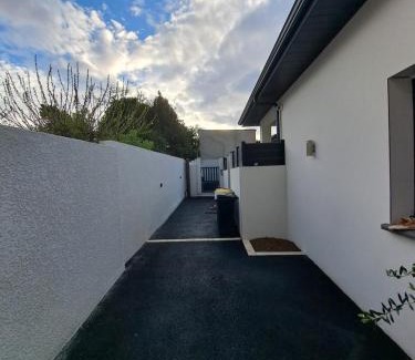 Bessan Villa | Charmante Maison avec Piscine