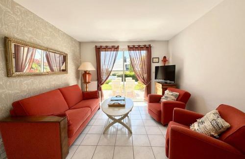 Ploemeur House | Charmante maison de vacances entre bourg et plages