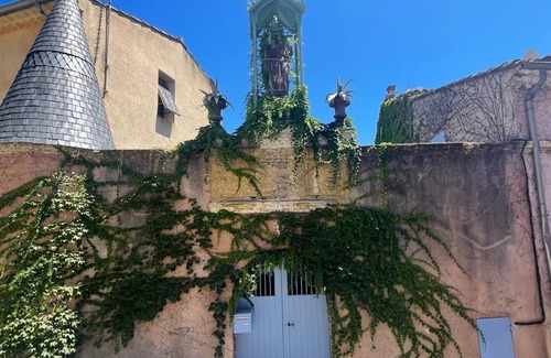 Cadenet House | Charmante Maison de Village Avec Jardin en Provence