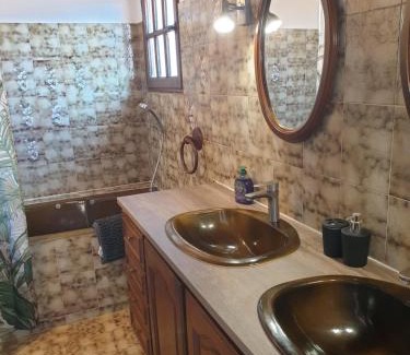 Pierrevert Apartment | Charmante maison de village au cœur du Luberon