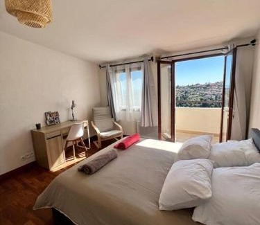 Falicon Apartment | Charmante maison de village
