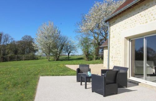 La Mesniere House | Charmante maison en pierres avec jardin, proche de Mortagne-au-Perche - FR-1-497-241
