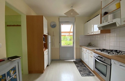 Erquy House | Charmante Maison en Pierres, Dans le Centre D'erquy,