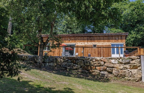 Sainte-Colombe House | Charmante Maison en Bois Dans un Cadre Verdoyant à 15 Minutes de Saint Emilion
