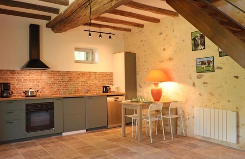 Colombiers House | Charmante maison spacieuse avec terrasse et jardin, chiens acceptés, proche d'Alençon, WIFI - FR-1-497-163