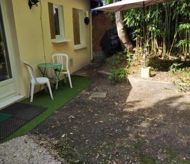Villemomble Apartment | Charmante petite maison à 15 min de Paris