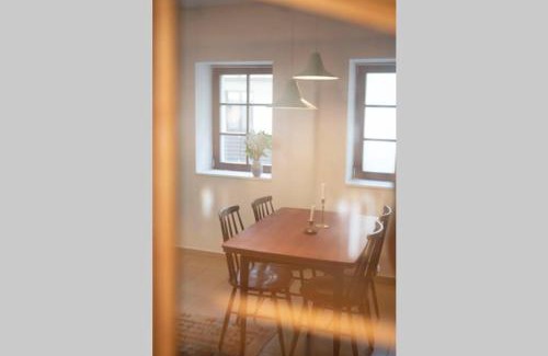 Werder Apartment | Charmante, ruhige Ferienwohnung mit Balkon
