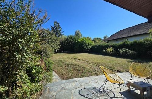 Plan-les-Ouates Villa | Charmante villa avec terrasse et jardin arboré