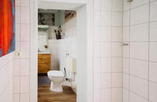 Nordliche Muhlenvorstadt Apartment | Charmanter Altbau zwischen Altstadt und Klinikum mit Parkplatz