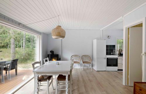 Pedersker House | Charmantes Sommerhaus In Der Nähe Eines Fantastischen Sandstrandes