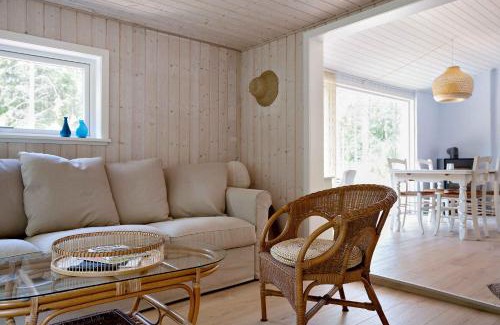 Pedersker House | Charmantes Sommerhaus In Der Nähe Eines Fantastischen Sandstrandes
