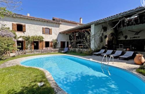 Essertines-en-Donzy House | Charme bucolique avec piscine privée et spa - FR-1-496-364