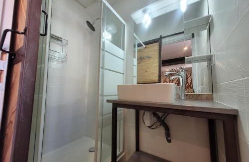 Gard Rhodanien Apartment | Charme et calme à Montfaucon