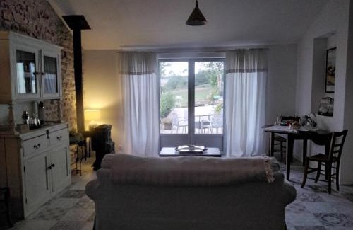 Vieux-Ruffec House | Charme