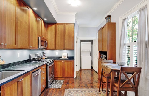 Savannah Victorian District House | Charmer near Forsyth Park, Heated Pool Access!