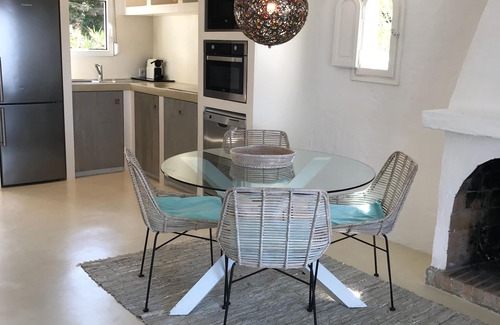 Cala Vadella House | Charming bungalow near the beach, beautiful sea view, quiet neighborhood