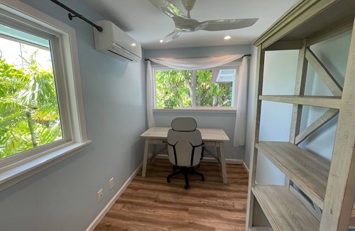 Kailua Apartment | Charming 1.5 bedroom cottage, fully furnished in a great location!