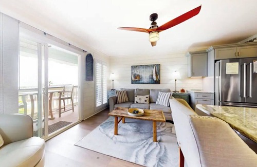 Isle of Palms Condo | Charming 1-bedroom condo in welcoming Isle of Palms with AC, WiFi