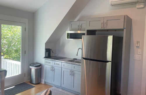 Charleston Apartment | Charming 1-bedroom apartment with WiFi and AC in beautiful Daniel Island, SC