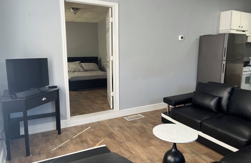 Paristown Pointe Apartment | Charming 1-bedroom apartment in superb Louisville with AC, WiFi
