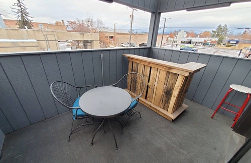 Kalispell Apartment | Charming 1-bedroom apartment with WiFi, AC in downtown Kalispell Main Street