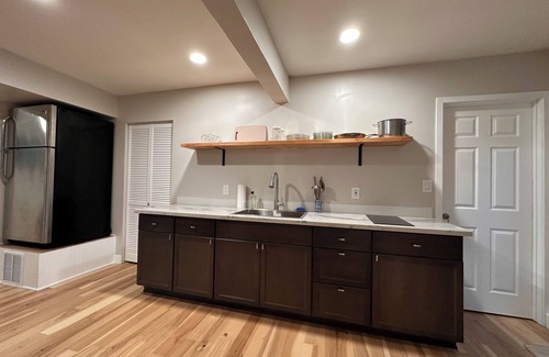 Newcastle Apartment | Charming 1-bedroom apartment in nice Newcastle with AC