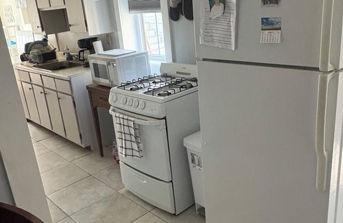 Salisbury Beach Apartment | Charming 1-bedroom apartment in Pleasant Salisbury with WiFi