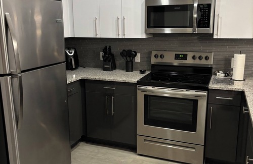 East Side Apartment | Charming 1-bedroom apartment in superb Atlanta with AC, WiFi, fitness room