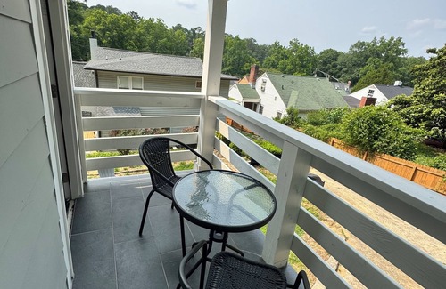 Atlanta Apartment | Charming 1-bedroom apartment in perfect Atlanta; near Tyler Perry Studios!