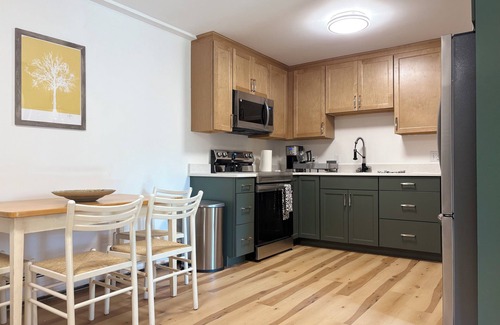 Lee Apartment | Charming 1-bedroom apartment in Lee close to all Berkshire Attractions.
