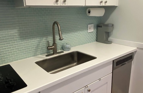 Ocean City Condo | Charming 1-bedroom Condo in terrific Ocean City, NJ with WiFi, AC
