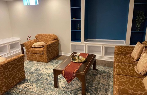 Churchill Meadows Apartment | Charming 1-bedroom apartment with WiFi, AC in delightful Mississauga