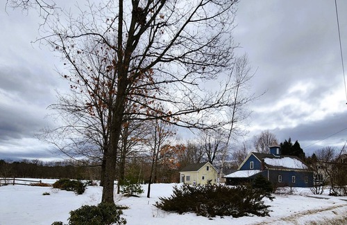 Contoocook Cottage | Charming 1-bedroom cottage in the heart of Contoocook Village