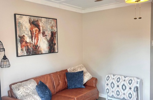 Aiken Cottage | Charming 1-bedroom cottage in lovely Aiken with AC, WiFi