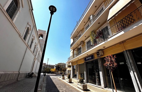 Pyrgos Apartment | Charming 1-bedroom central apartment with WiFi, AC in relaxing Casa Bini