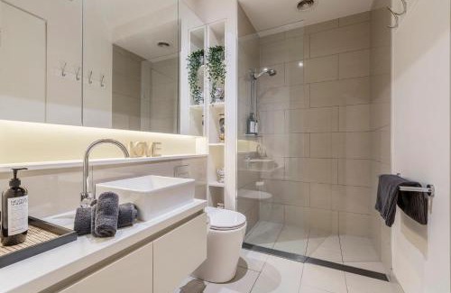 Cremorne Apartment | Charming 1-Bedroom Heritage Apartment