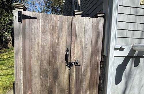 Falmouth House | Charming 1-bedroom house in W. Falmouth w yard, near Chapoquoit Beach, bike path