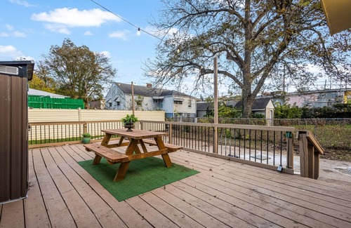 Pittsburgh House | Charming 1-bedroom house with WiFi, AC in wonderful Atlanta