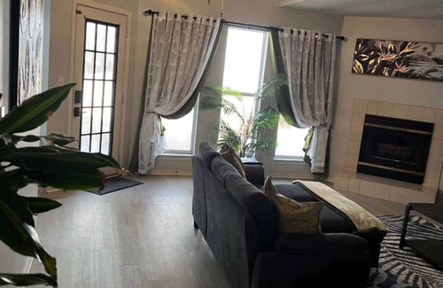 Niceville House | Charming 1-bedroom in fully furnished 4 bedroom rental house in Niceville.