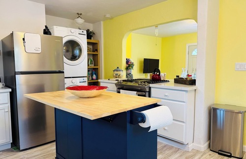 Susanville Apartment | Charming 1-bedroom upstairs apartment with fitness room and AC in Susanville