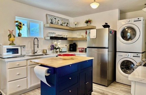 Susanville Apartment | Charming 1-bedroom upstairs apartment with fitness room and AC in Susanville
