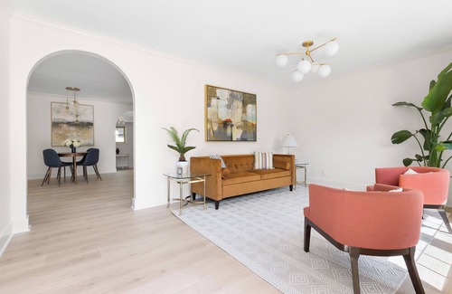 Hillsborough House | Charming 1-bedroom house in lovely Hillsborough walkable to downtown!