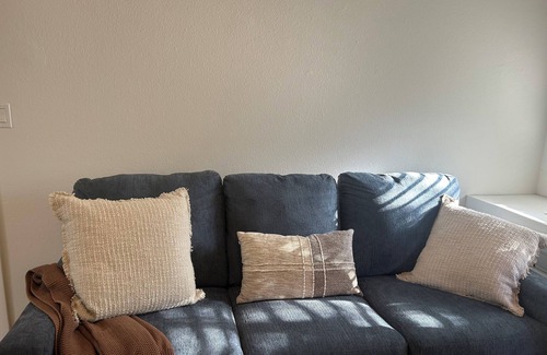 Tallahassee Condo | Charming 1-bedroom condo in welcoming Tallahassee with WiFi, AC