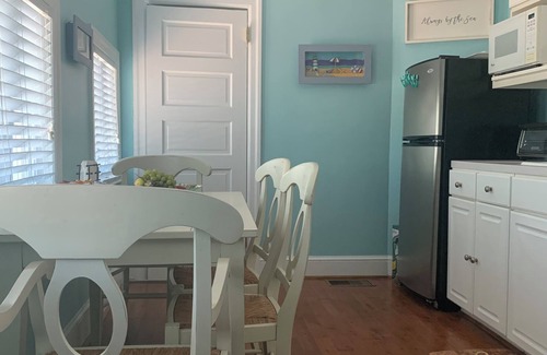 St. Leonard's Tract Apartment | Charming 1 bedroom apt in the prestigious St. Leonard’s Tract of Ventnor Beach