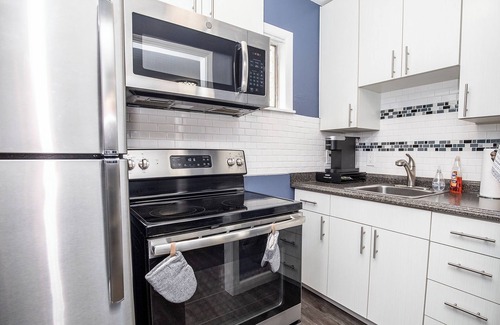 Woodland in Waverly Apartment | Charming 12 South Studio Condo w/Pool, Near Melrose, Downtown 2 mi, Free Parking