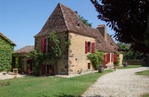 Urval House | Charming 17th century Périgord house with dovecote and swimming pool in Urval.