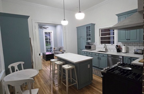 Mid-City House | Charming 1920 Side Hall, conveniently located to downtown New Orleans.