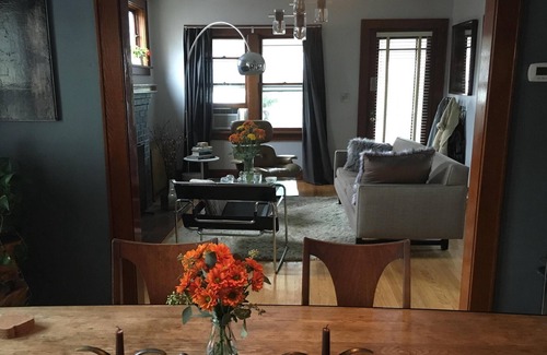 Newburgh House | Charming 1930's Bungalow