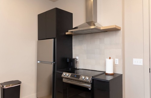 Inglewood Condo | Charming 1bed condo in EastNash.12min Broadway&BNA, E+RoseCafe onsite 1st floor